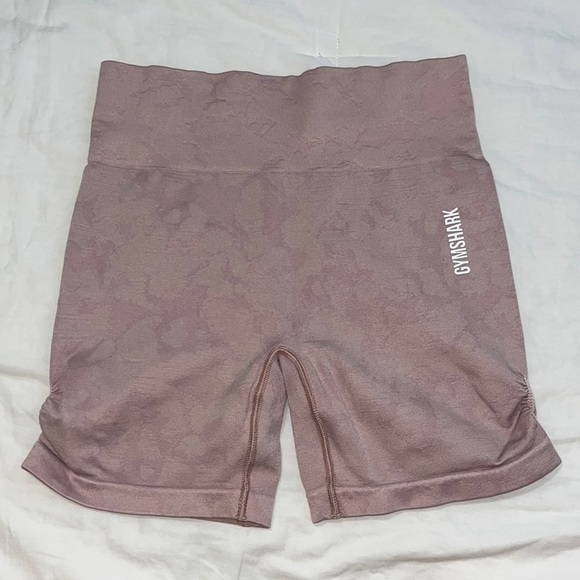 Light Pink Camo Gymshark Workout Shorts - Picture 1 of 2